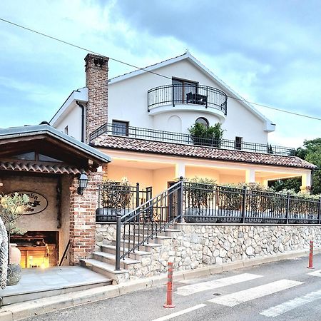 Bracera Inn Malinska Exterior photo